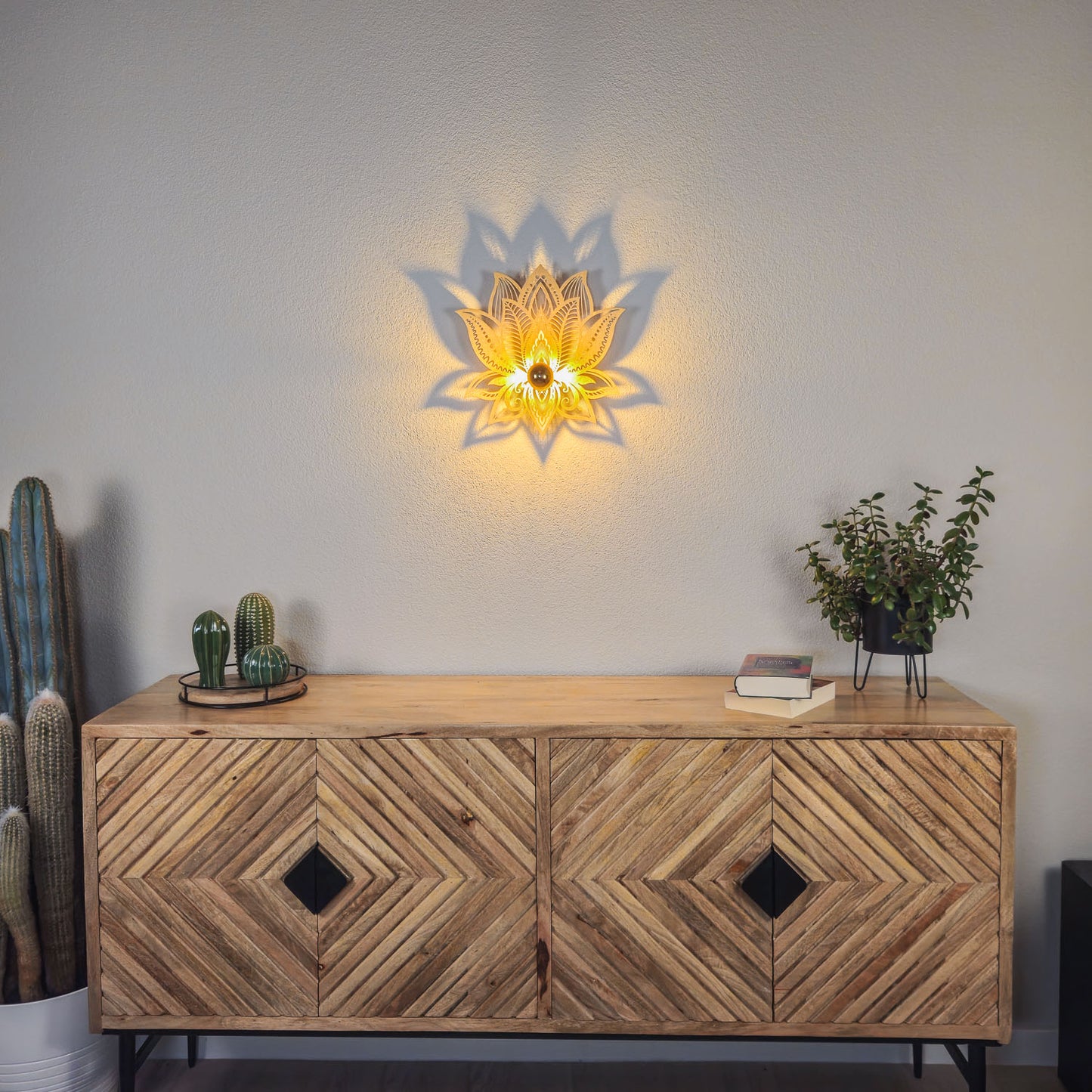 Wandlampe LOTUS