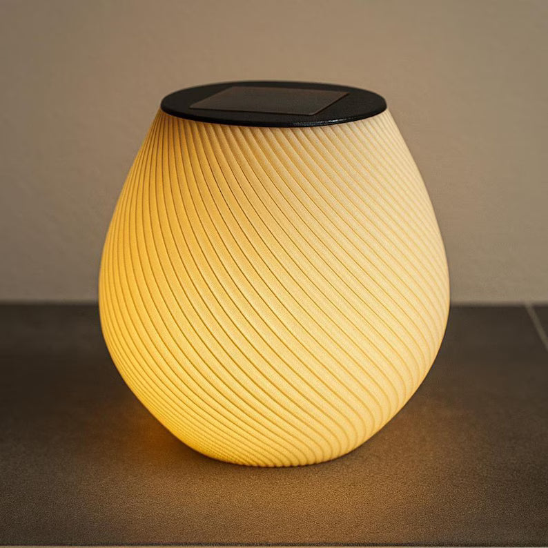 Solar-Tischlampe mit Spiralstruktur